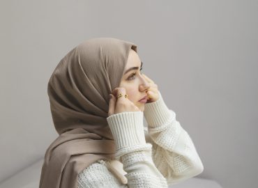 beautiful-woman-wearing-hijab